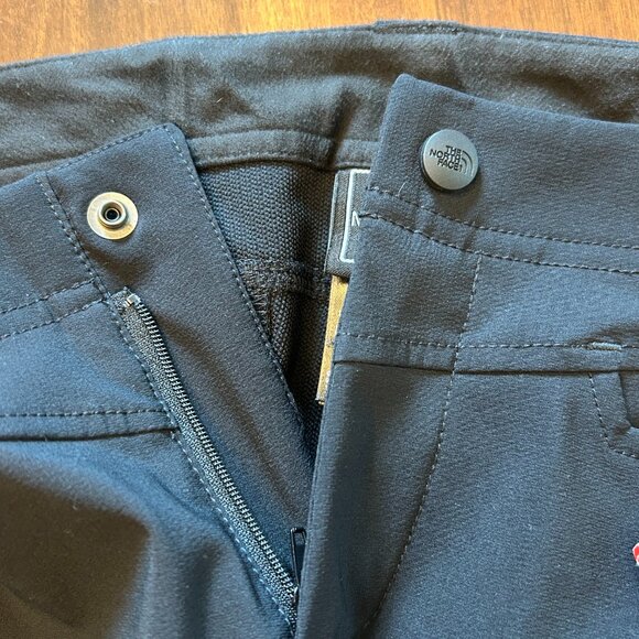 NWT The North Face Women Active Fit Lightweight Stretch Black Pants Size 4 - Picture 15 of 16